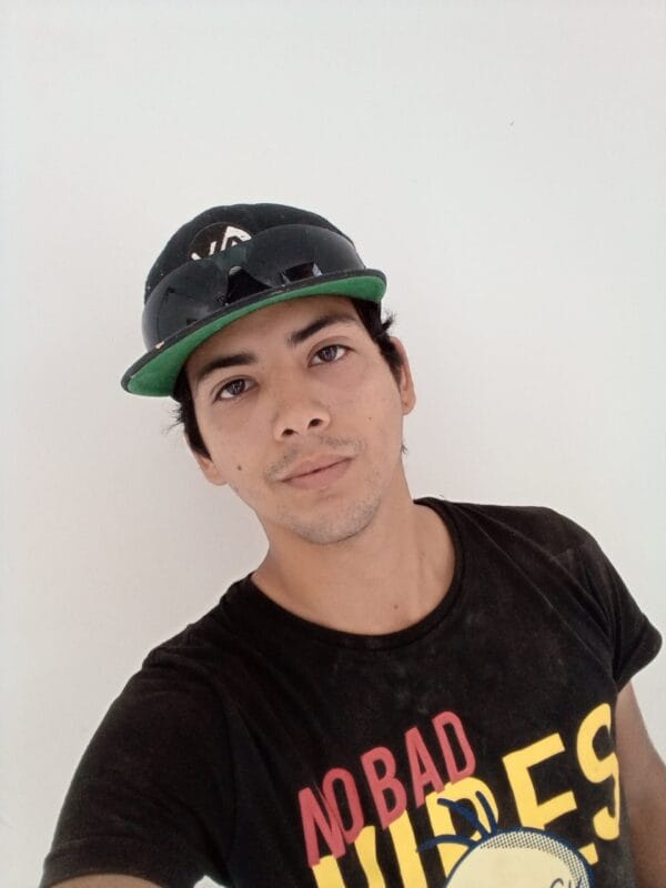 Alejandro González OnlyFans México - @alex22gl