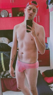 BabyBoy OnlyFans México - @babyboy2319