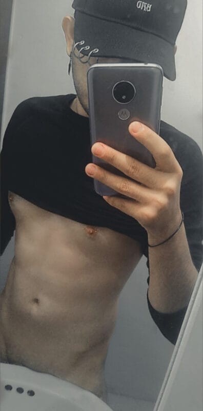 Brandon Alex OnlyFans México - @badboy_1998