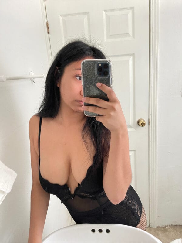 Debbi salgado OnlyFans México - @debbi_sal06