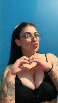 Lupe2505 OnlyFans México - @lupe2505